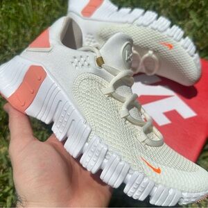 NIKE FREE METCON 4 SAIL COLORWAY